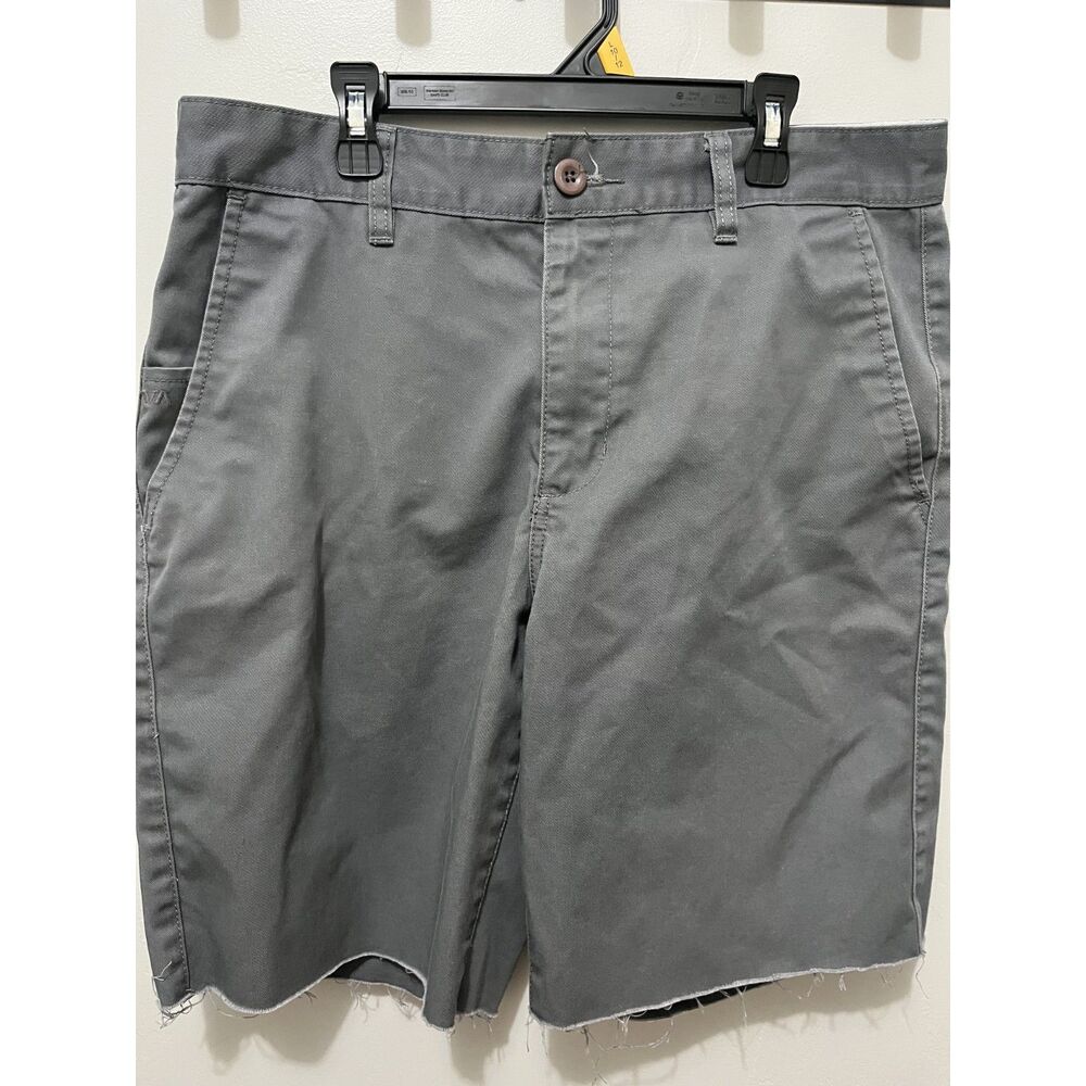 RVCA Men's Gray Chino Shorts Size 32